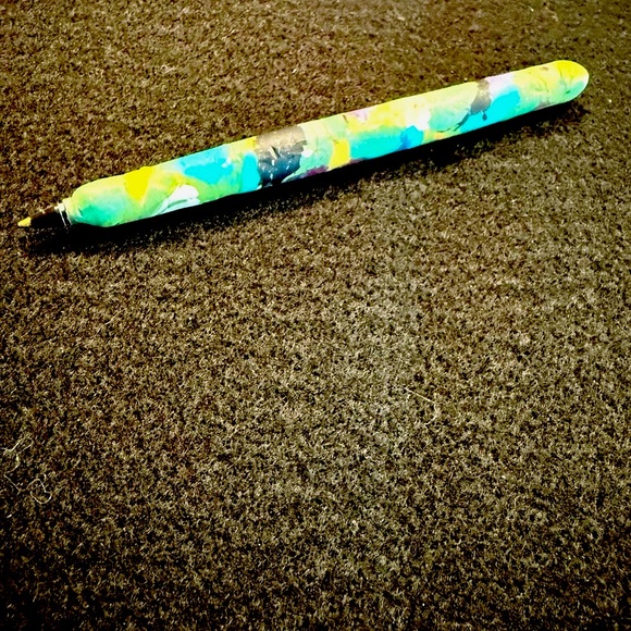 Colorful Handcrafted Pen - Picture 2 of 4